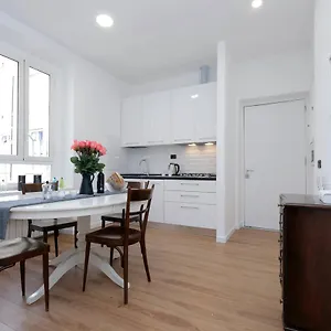  Apartment Monti Italy